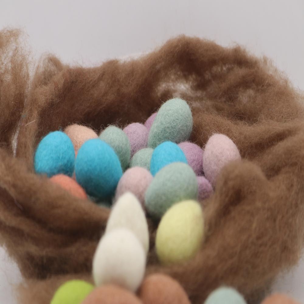 Felt Easter Eggs - Coating Material: Natural Wool