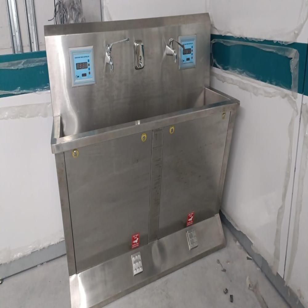 SS 304 डुअल सर्जिकल स्क्रब स्टेशन