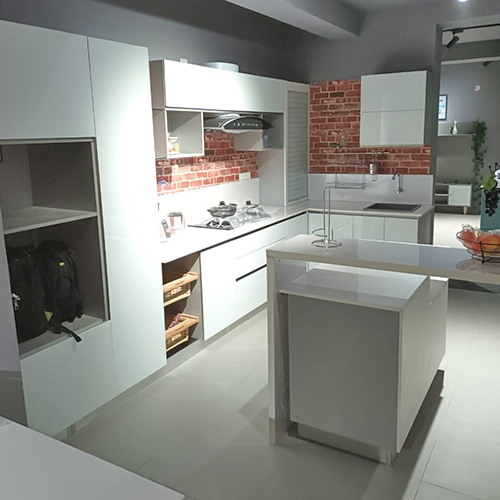 Pvc Modular Kitchen - Modern Indian Style Kitchen With Solid Wood Doors, Abs Finish, Stainless Steel Countertop & Carpenter Assembly