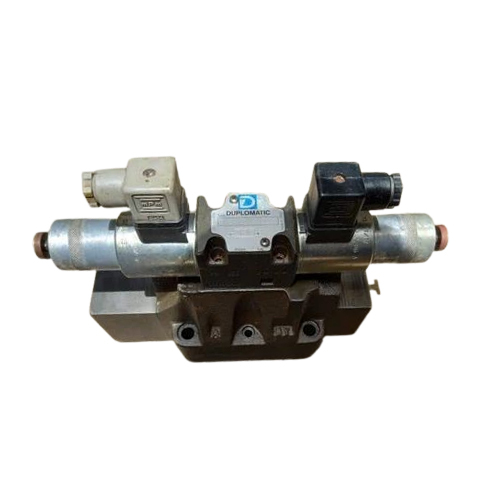 Industrial Hydraulic Proportional Valve - Color: Black
