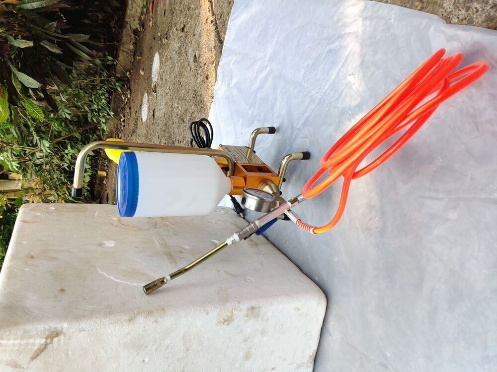 Orange High Pressure Grout Pump - 220v/50hz, Max Output Pressure 18000 Psi | Lightweight 8kg, Electric Power, Ideal For Cement/epoxy Grout