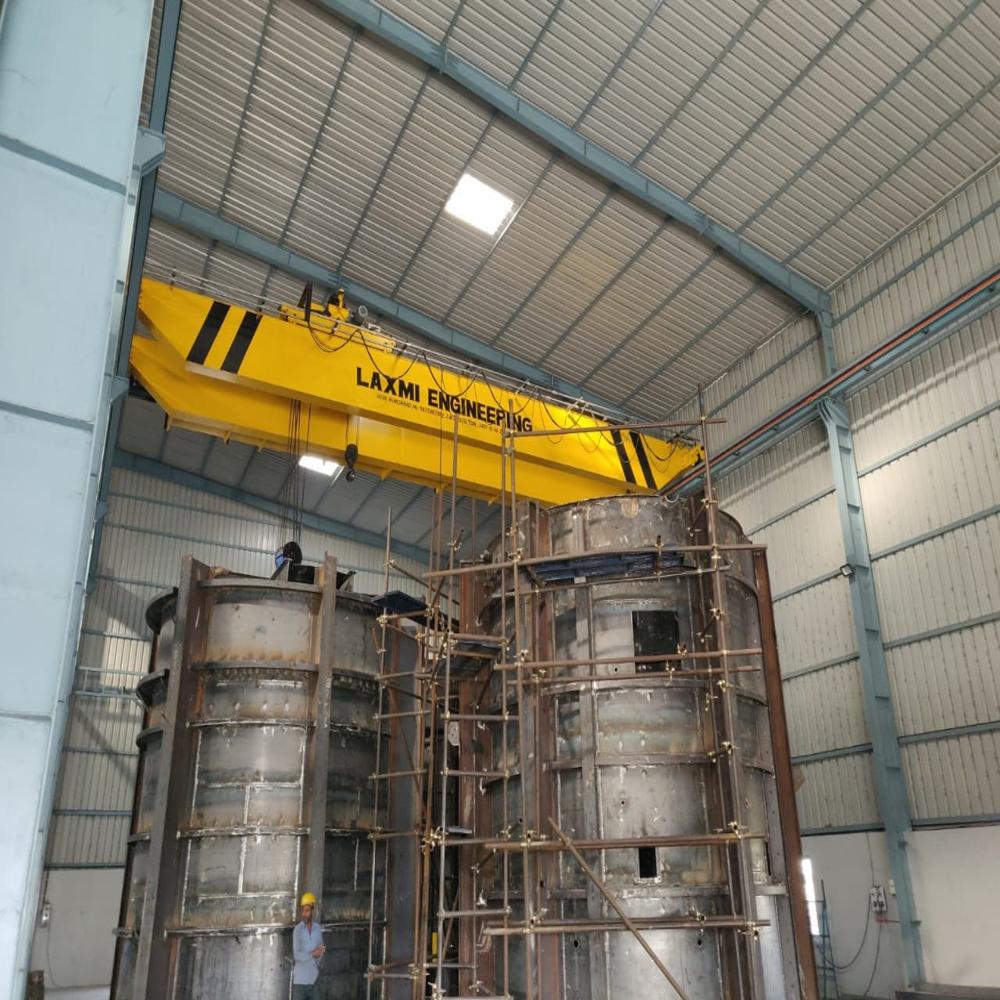 Industrial Eot Cranes - Color: Golden Yellow