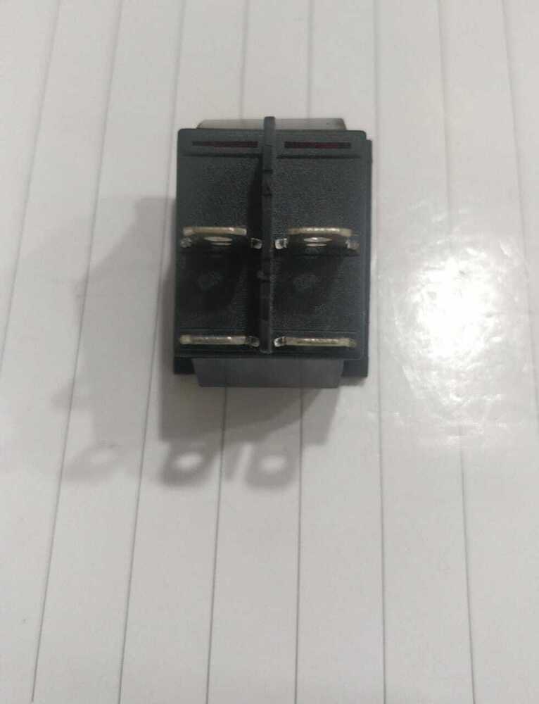 Rs608 Red Without Light 4 Pin On-off Rocker - Material: Metal