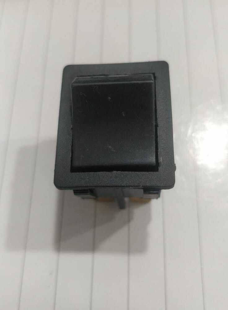 RS608 (INDIAN) BLACK 4 PIN ON-OFF