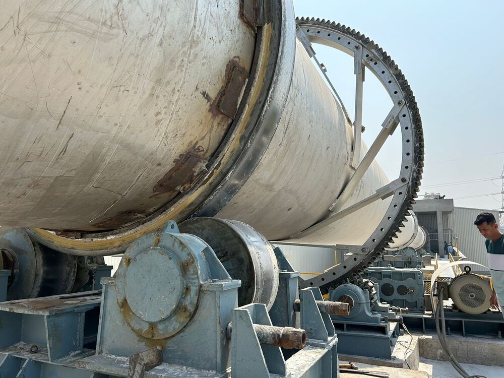 Lime Calcination Plant - Color: Silver