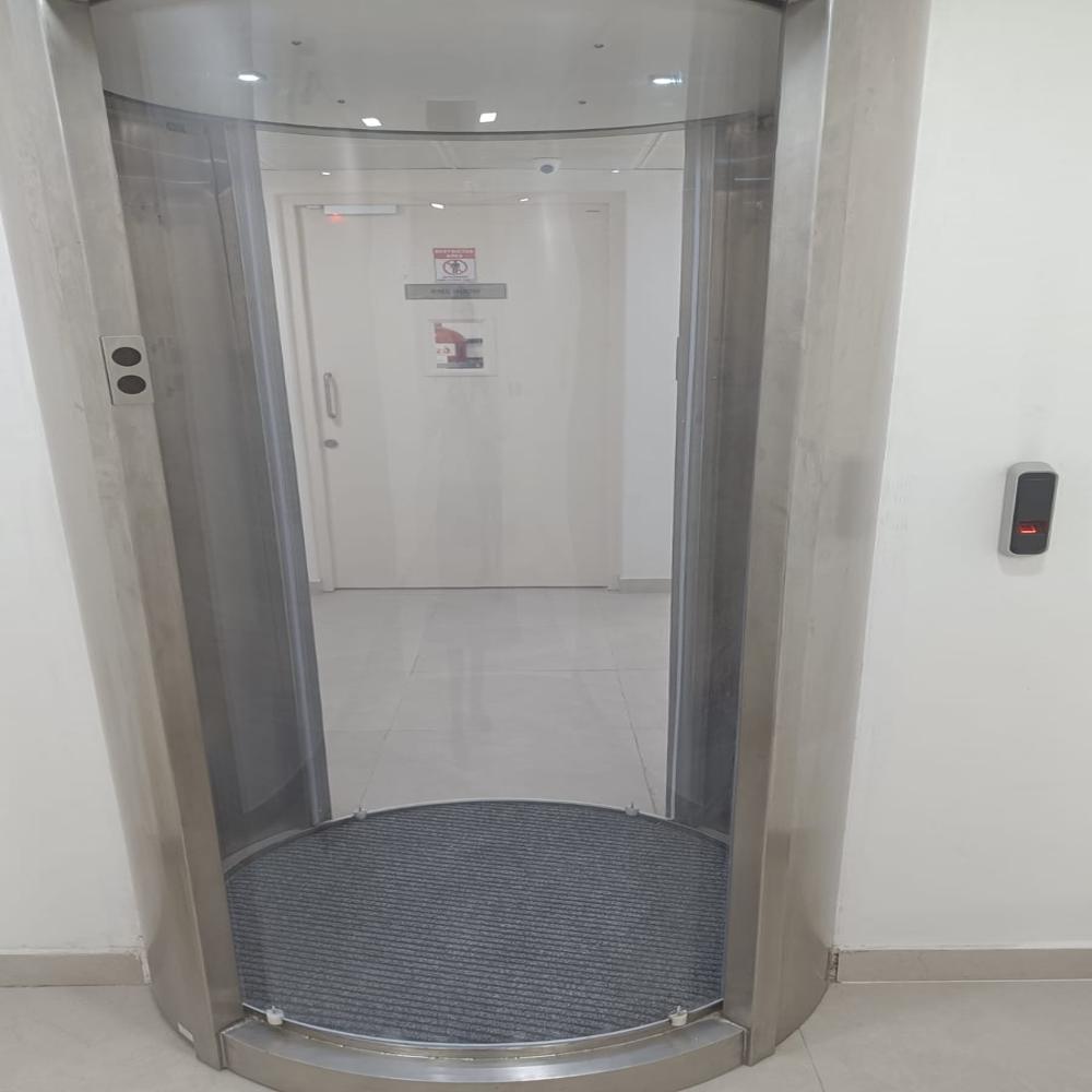 High Security Tube Tile Mantrap