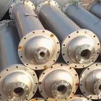 Shell and tube heat exchanger
