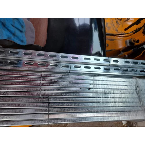 Double Slotted Channel