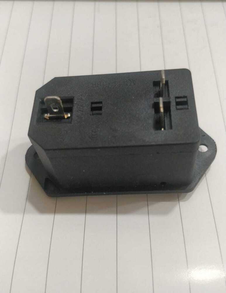 Ac-04 Socket With Ups Switch Fuse