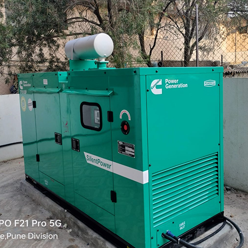 Cummins  Diesel Generator - Dimension (L*w*h): 2400 Mm X 1100 Mm X 1500 Mm Millimeter (Mm)