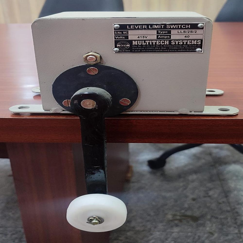 Lever Limit Switch - Color: White