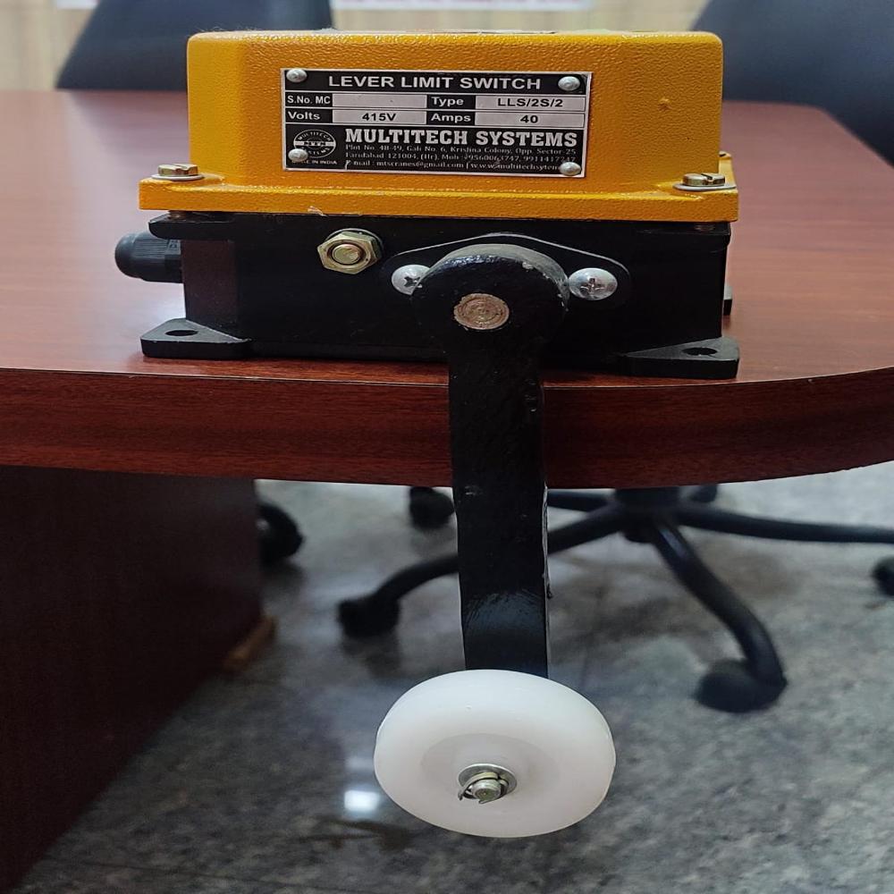 Lever Limit Switch - Color: White