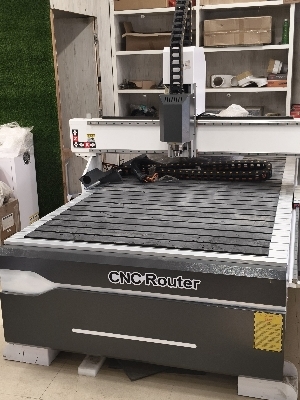 St 1325 Cnc Wood Cutting And Engraving Router Machine - Feature: High Speed