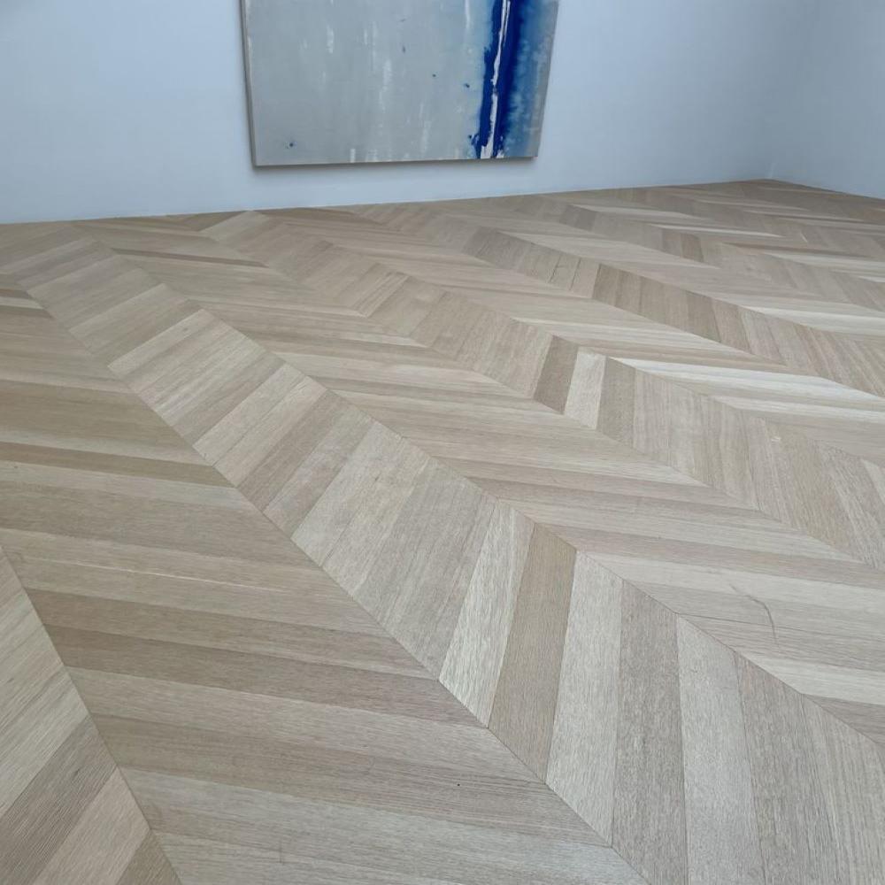 Natural Chevron Solid Flooring - Feature: Easy To Install