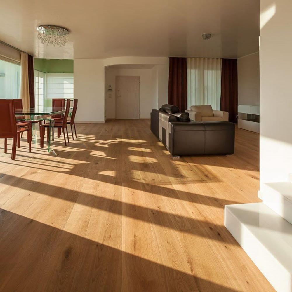 Oak Solid Hardwood Flooring - Feature: Wear-resistant