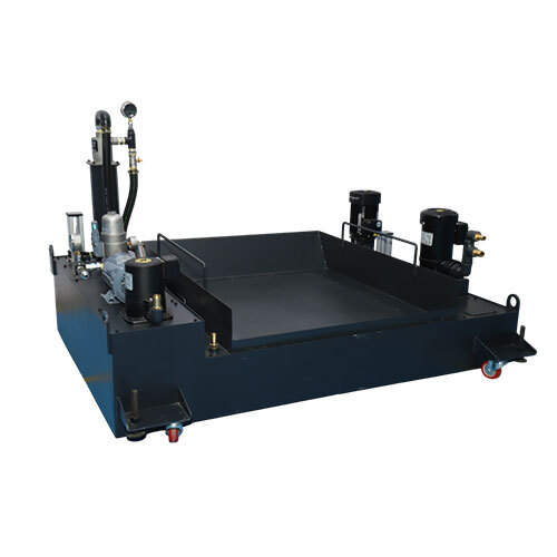 Std + Cts + Cyclone Coolant Tank - Color: Black