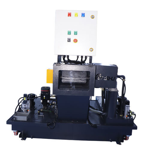 Std + Cts + Cyclone + Chip Conveyor Coolant Tank - Color: Black