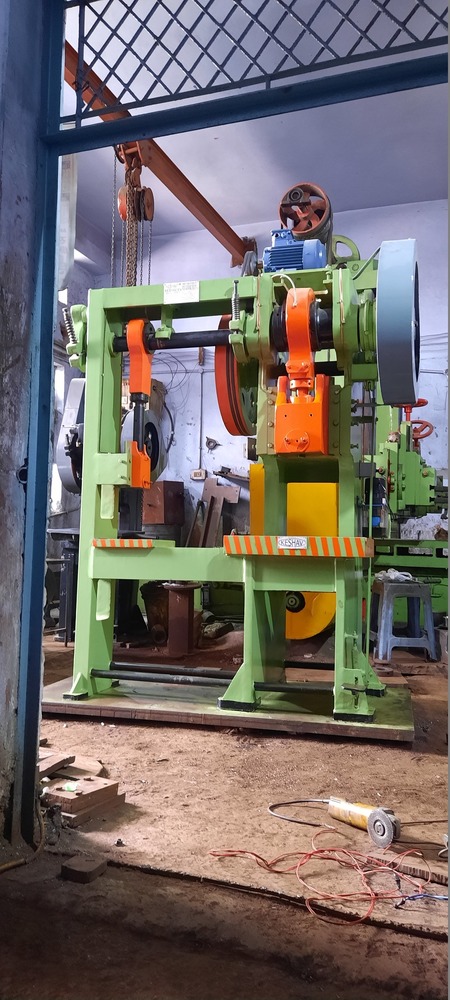 Piano Hinges Power Press - Body Material: Steel