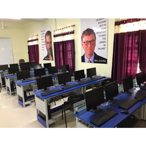 Moduler Computer Laboratory Tables