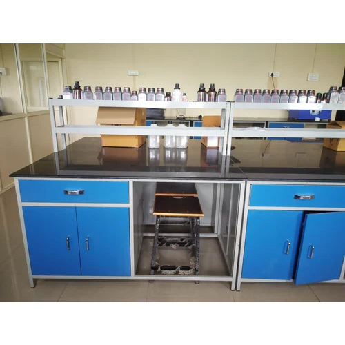 Modular Laboratory Table