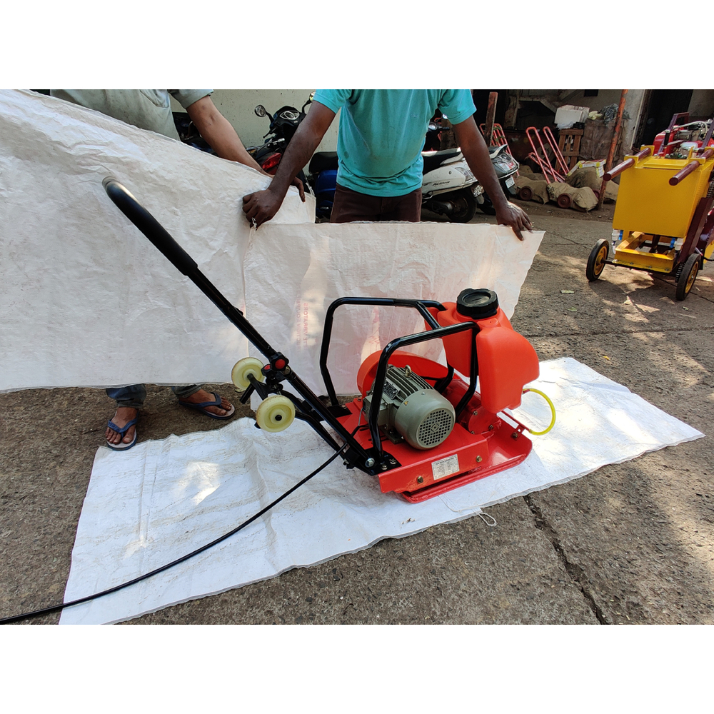 Orange Or-25 3ton Compactor With Water Tank, 3hp 3phase Hindustan / Eltek Electric Motor - Dimension (L*w*h): 20 X 19 X 6 Millimeter (Mm)