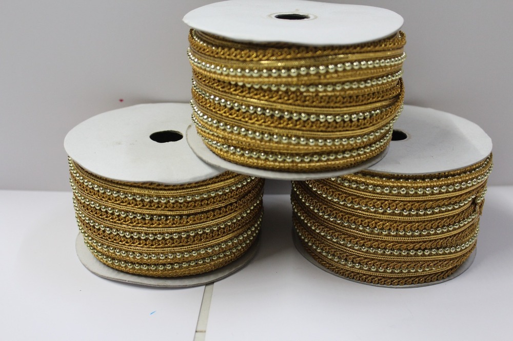 Zari Moti Lace - 1 Inch Width, Golden Color | Fancy Border Design With Moti Material, One-sided Style For Female Garment Applications