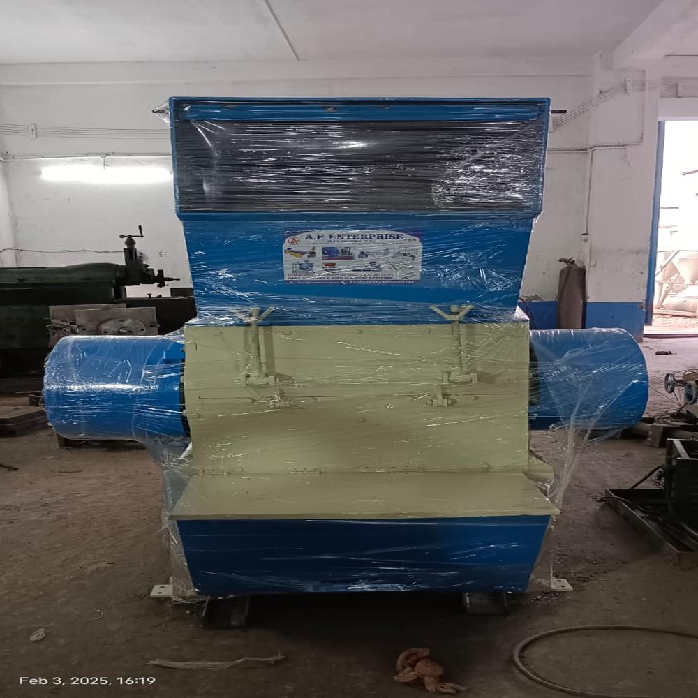 Automatic Scrap Grinder Machine 12" - Automatic Grade: Semi-automatic