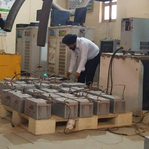 Refurbished Batteries - Nominal Voltage: 12-80 Volt (V)