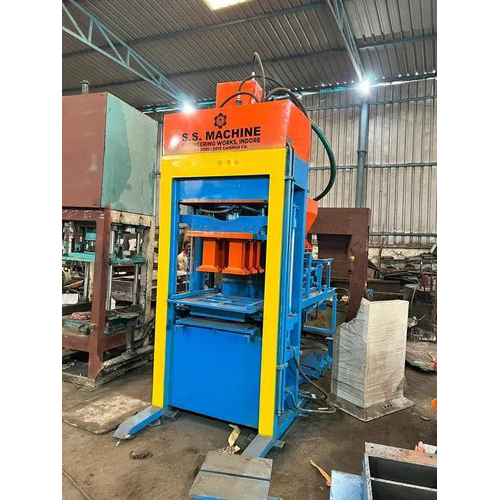 6 Cavity Automatic Fly Ash Bricks Machine in indore