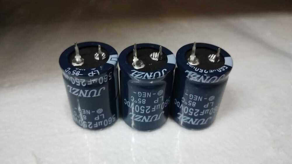 560uf/250v Electrolytic Capacitor