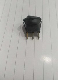 ROUND ROCKER  RED LIGHT DOT 3 PIN ON-OFF