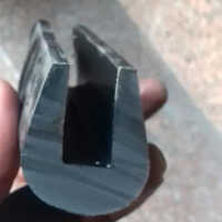 Crusher Rubber Beading - Epdm And Natural Rubber, 2-10 Millimeter Thickness, Black Color, Lightweight & Versatile For Sealing Applications