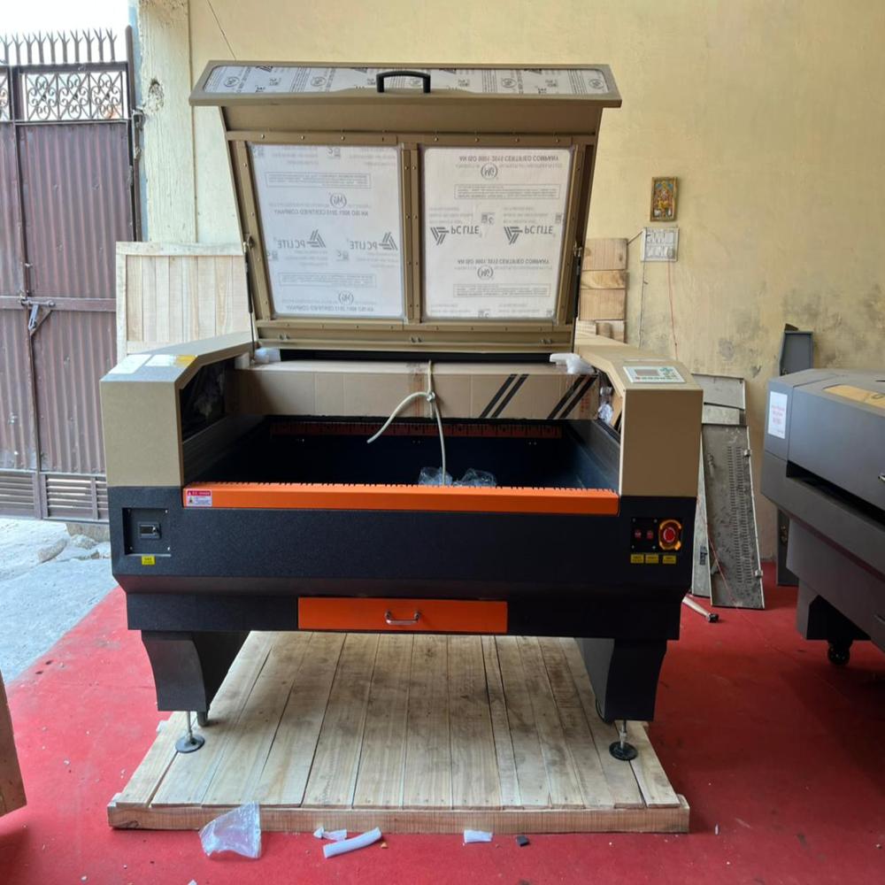 Double Head Co2 Laser Cutting Machine 900-600