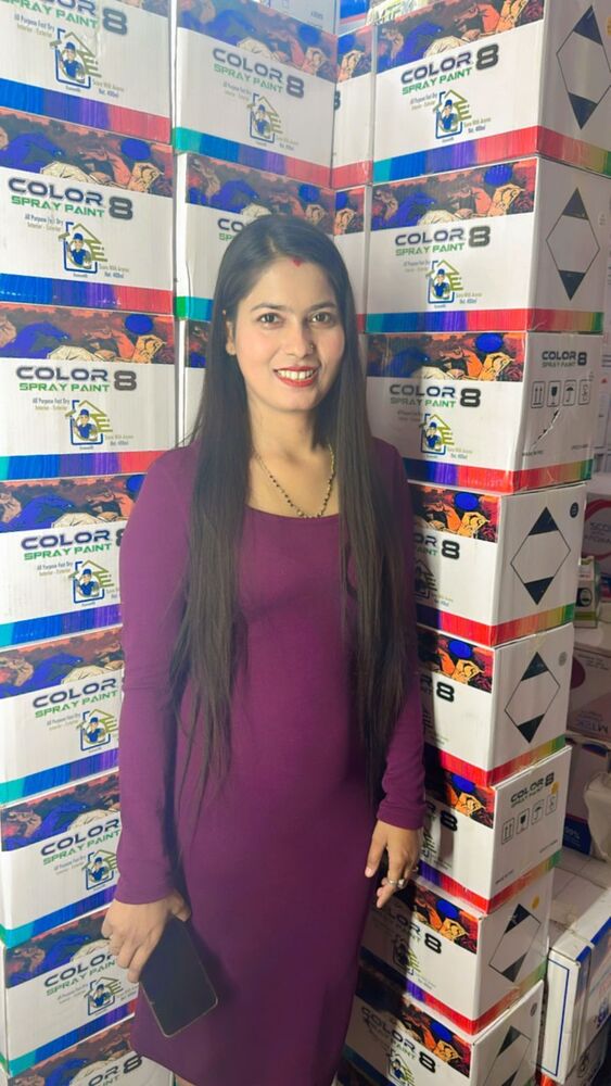 Colour 8 Spray Paint