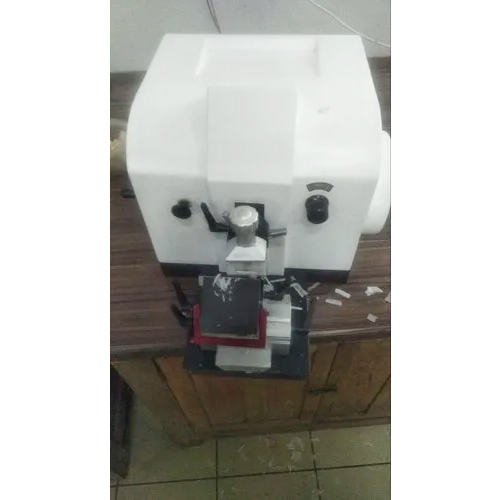 Penta Semi Automatic Rotary Microtome - Color: White