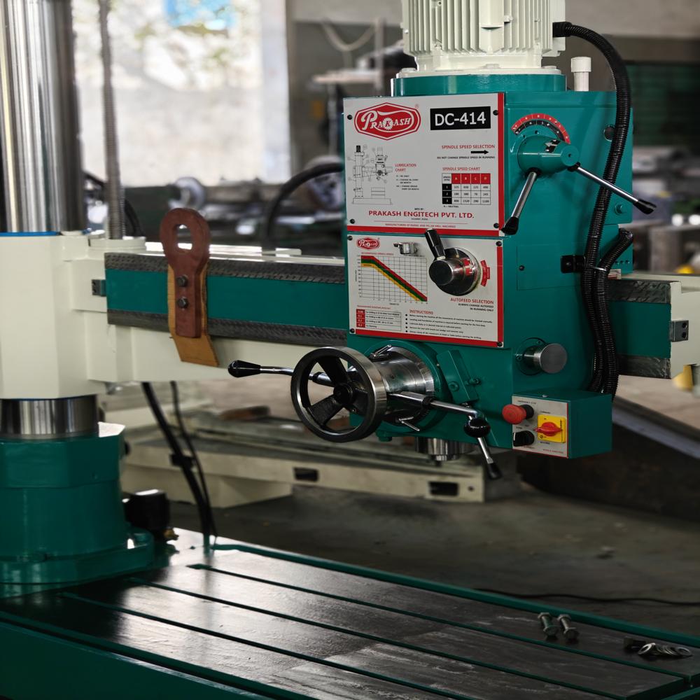 50Mm All Geared Radial Drill Machine - Automatic Grade: Automatic