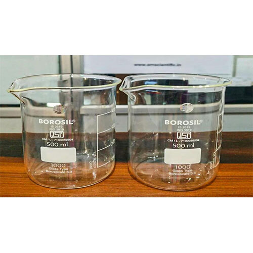 Low Form Beaker With Spout 500ml