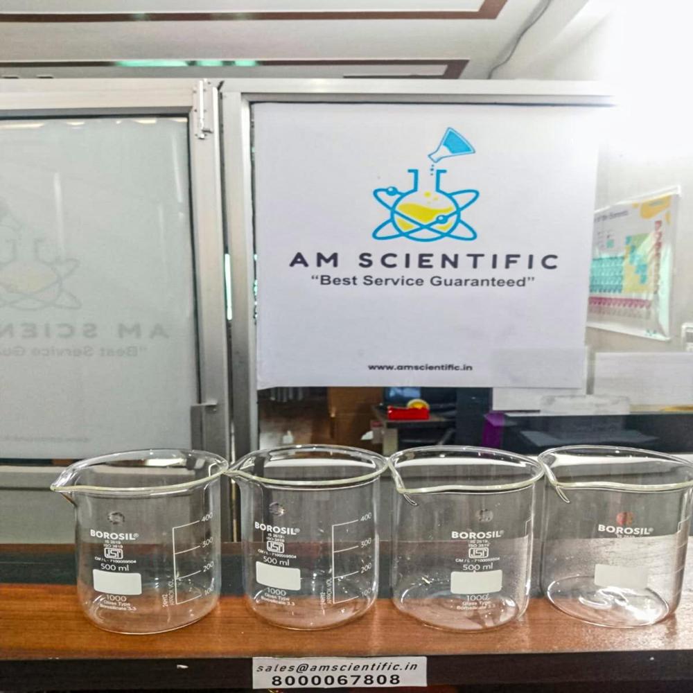 Low Form Beaker With Spout ,500ml - Color: Transparent