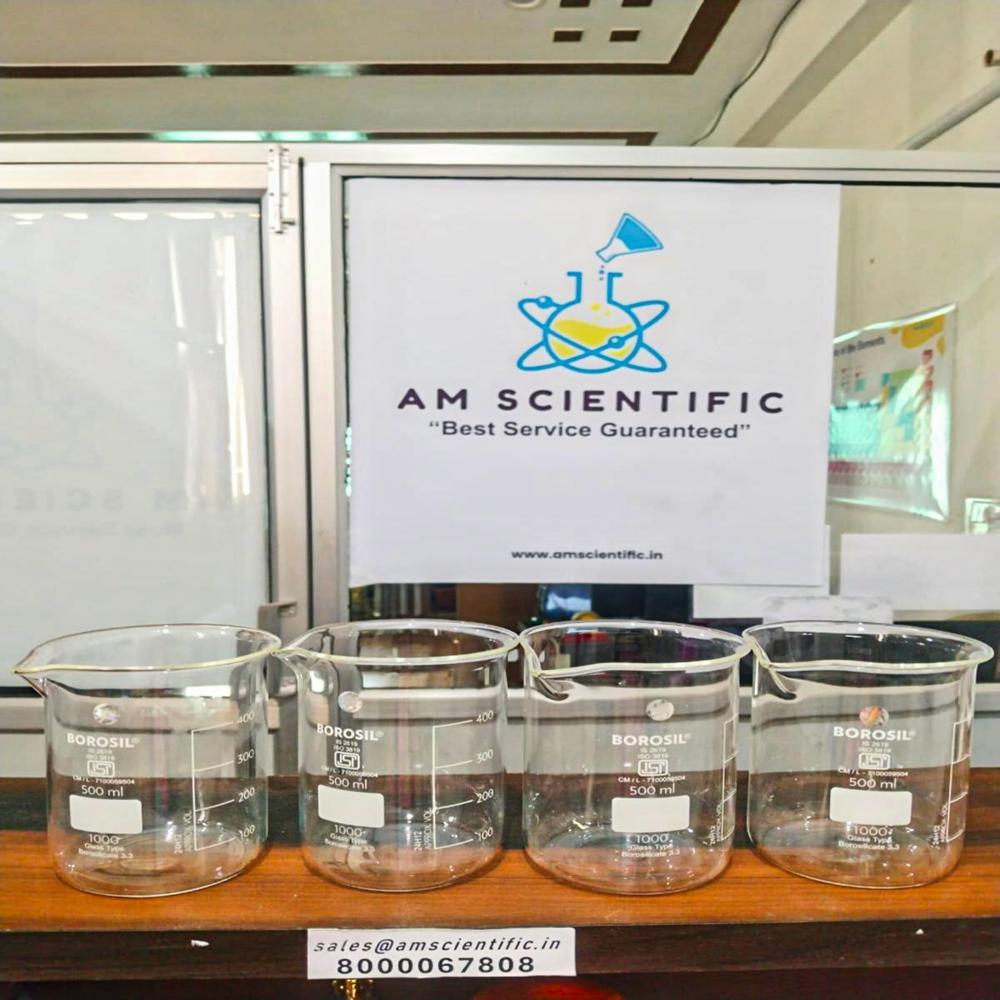 Low Form Beaker With Spout ,500ml - Color: Transparent