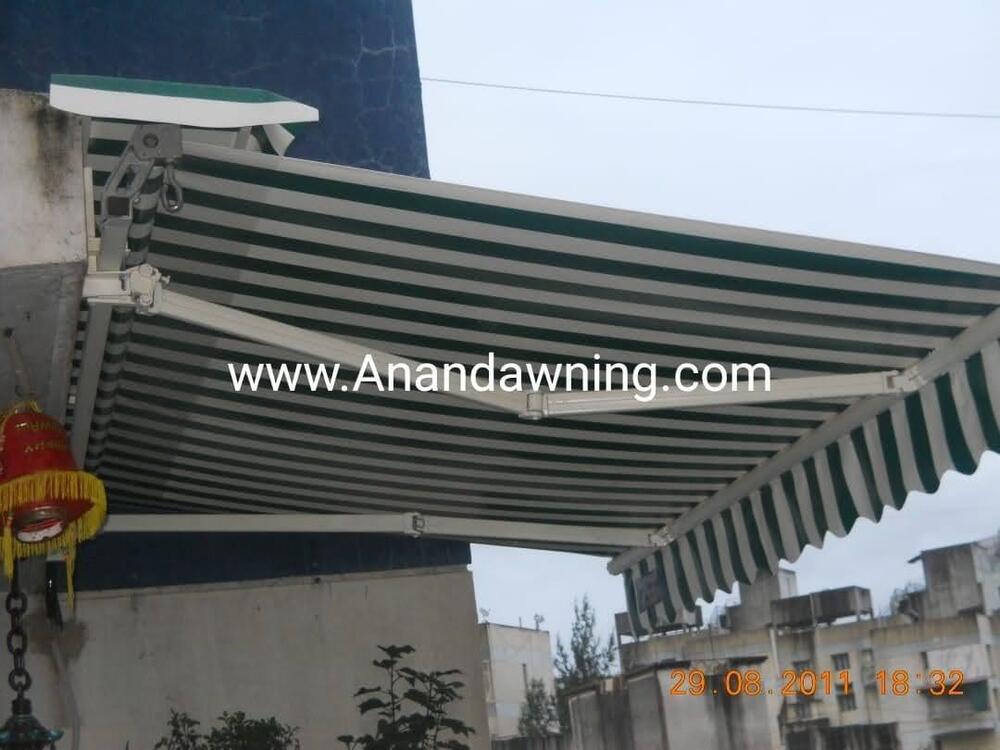 Folding Sun Shade Awning - Color: White
