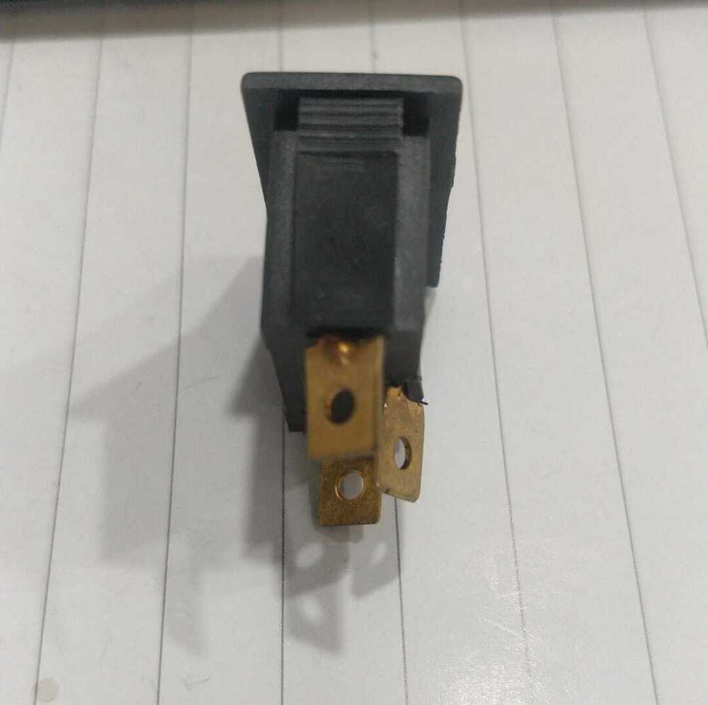 KCD 3 Long Rocker Red 6A 3 Pin On Off On