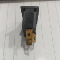 KCD3 RED (INDIAN)6A 3 PIN ON-OFF-ON