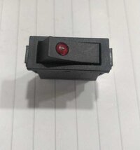KCD 3 BLACK 3 PIN ON-OFF WITH DOT