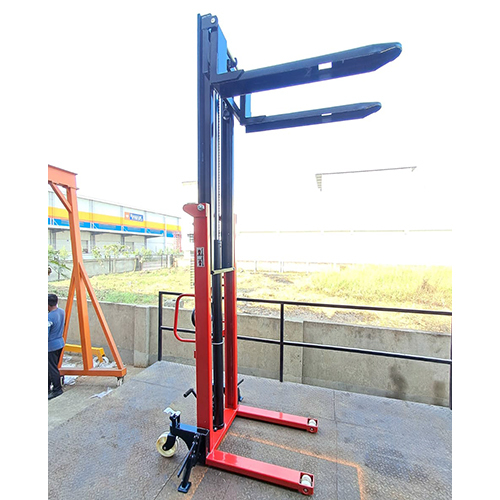 Hand Stackers (Model 779) - Attributes: Easy To Operate