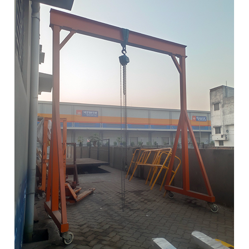 Gantry Crane (798) - Attributes: Easy To Operate