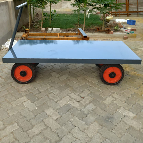 Pull type platform trolley (754)