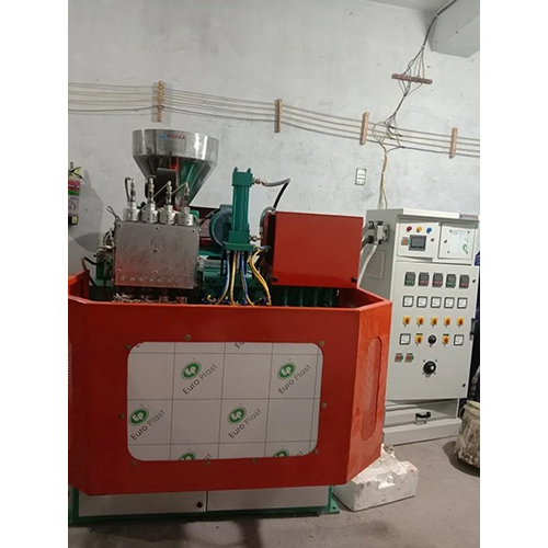 चार सिरों वाली ब्लो मोल्डिंग डिफ्लेशिंग मशीन