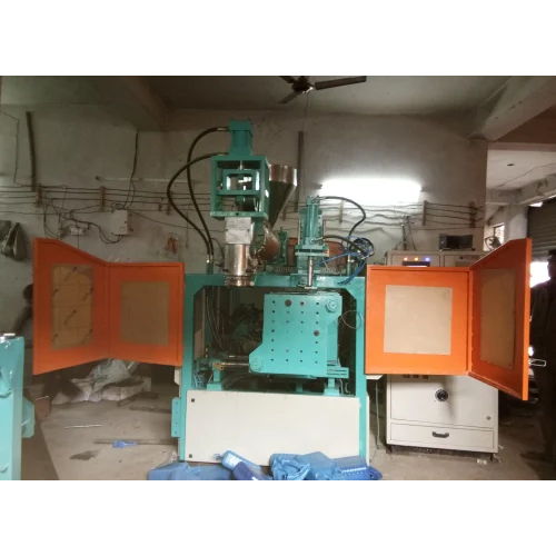Fully Automatic Blow Moulding Machine - Capacity: 15 Kg/Hr