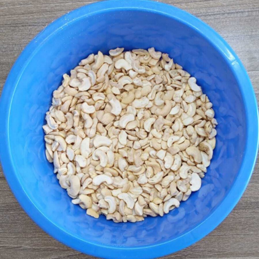 Jk 3 Pieces Cashew Nut - Cultivation Type: Common