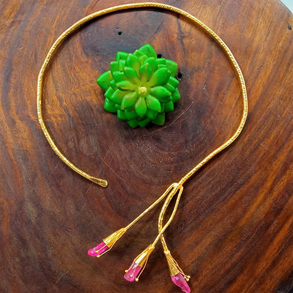 Handmade Necklace Set - Color: Gold